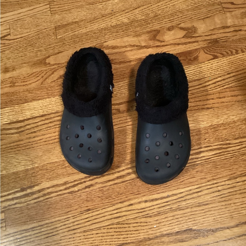 Black Fuzzy Lined Clogs